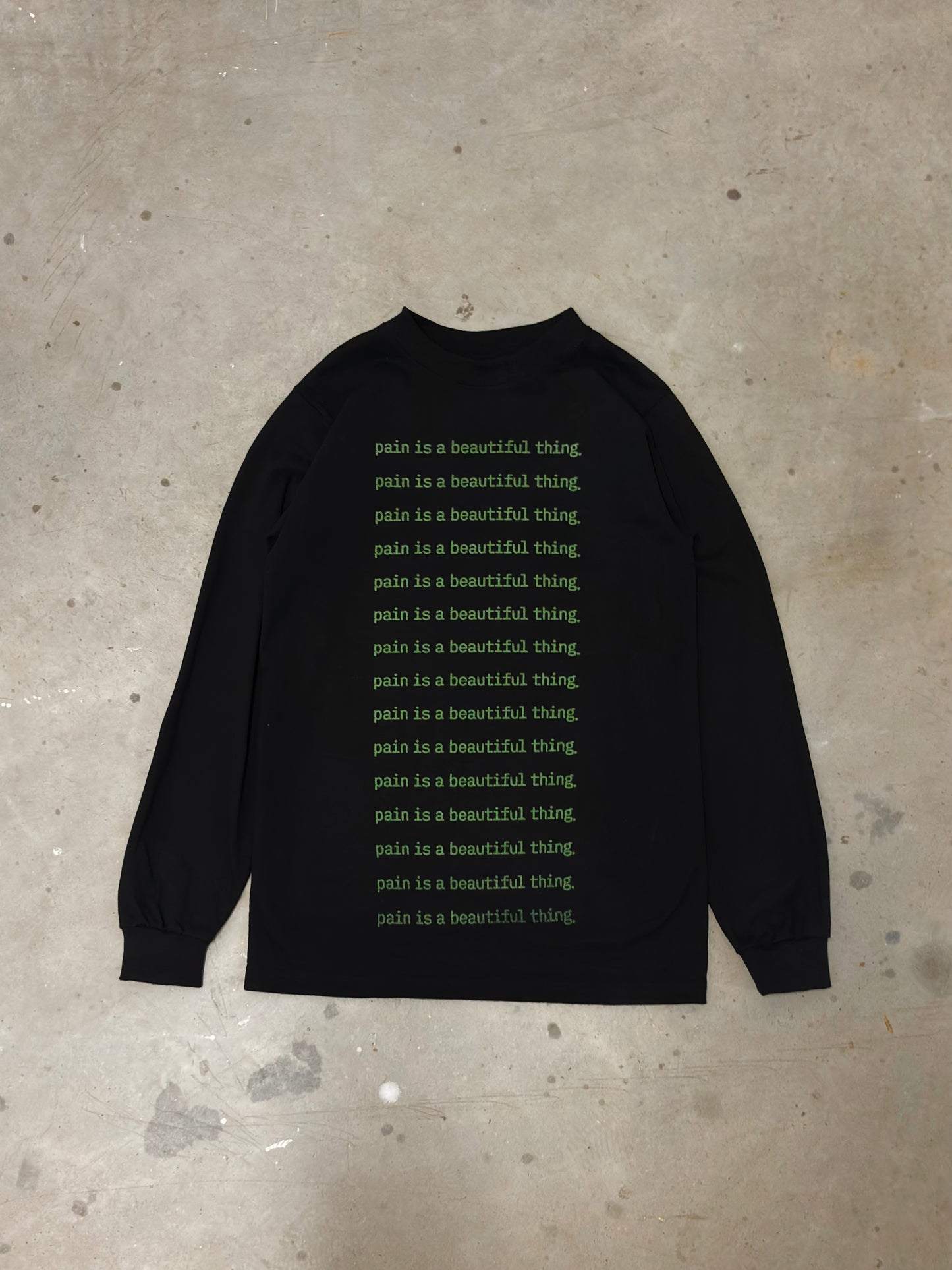 “pain” long sleeve [LIMITED]
